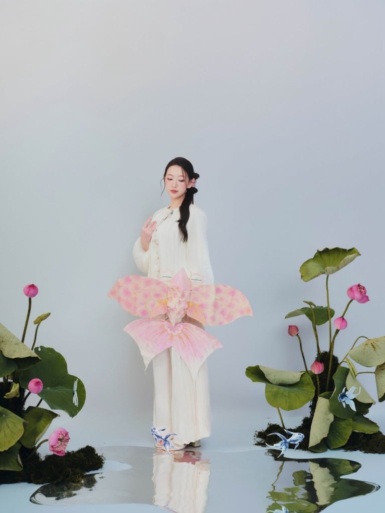 Tịnh Yên - Áo tơ xếp ly phối gấm