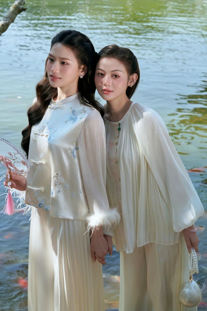 Thiên Lam - Áo lụa thêu tay phối lông