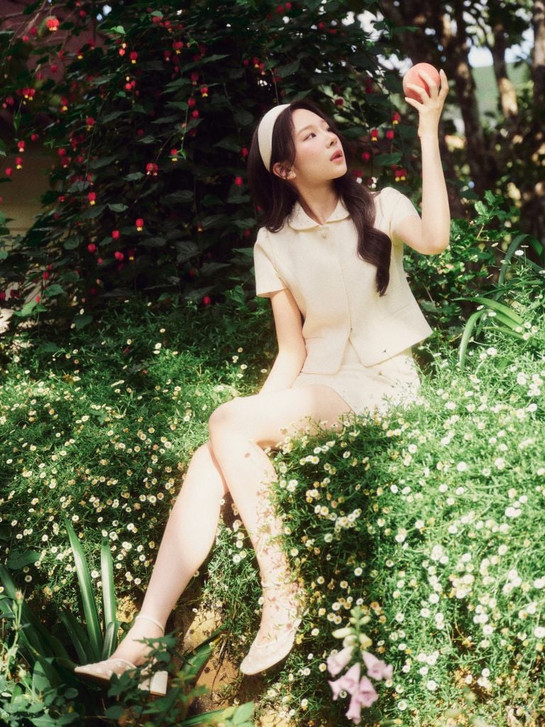 Danny Top - Áo kiểu nữ ngắn tay cổ sam ngọc trai