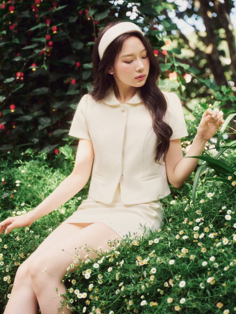 Danny Top - Áo kiểu nữ ngắn tay cổ sam ngọc trai