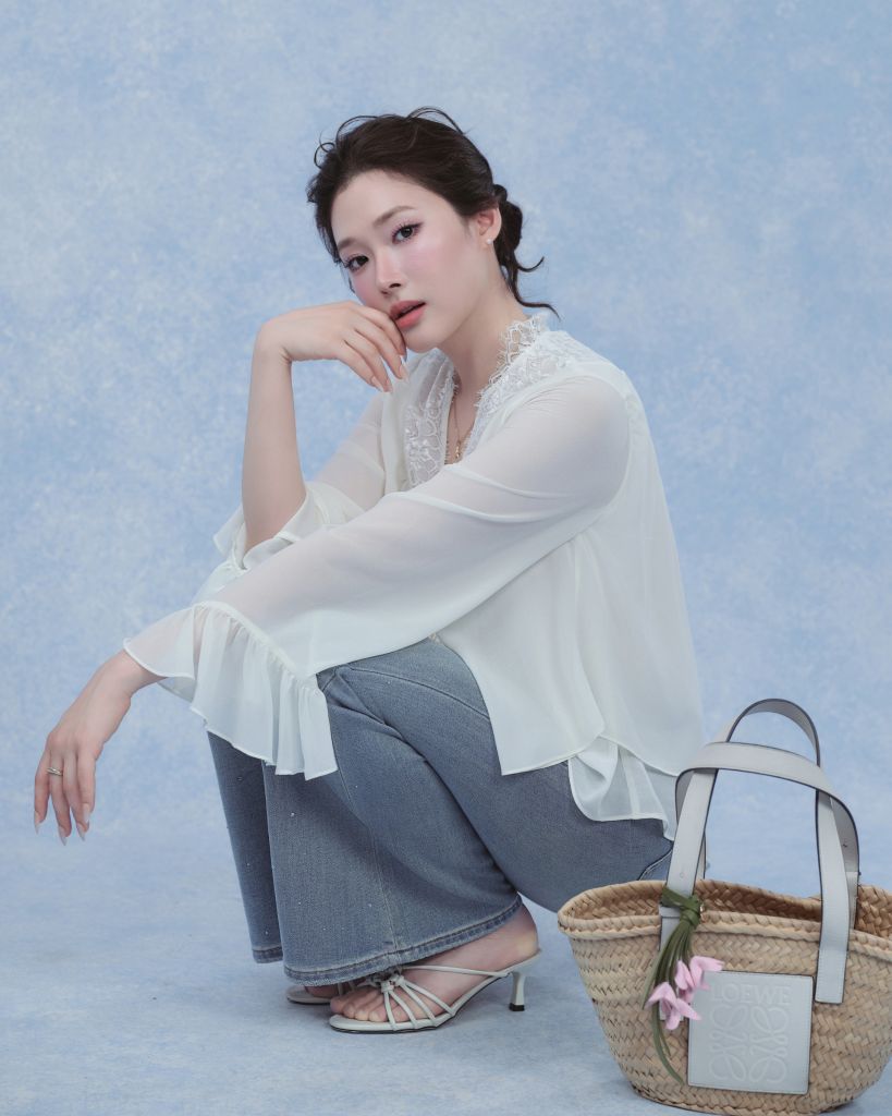 Alice Shirt - Sơmi chiffon cổ V ren