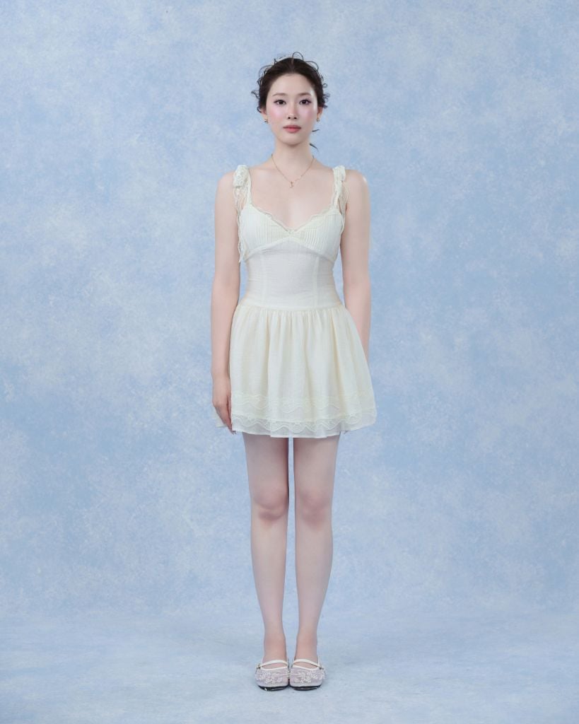 Helena Dress - Váy 2 dây tơ nhăn phối ren