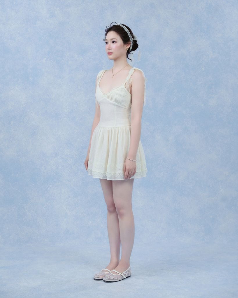 Helena Dress - Váy 2 dây tơ nhăn phối ren