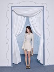 Velvet Top - Áo len cổ bèo