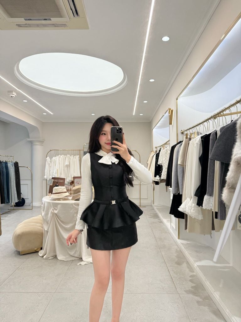 Yule Top -  Áo ba lỗ chiết eo