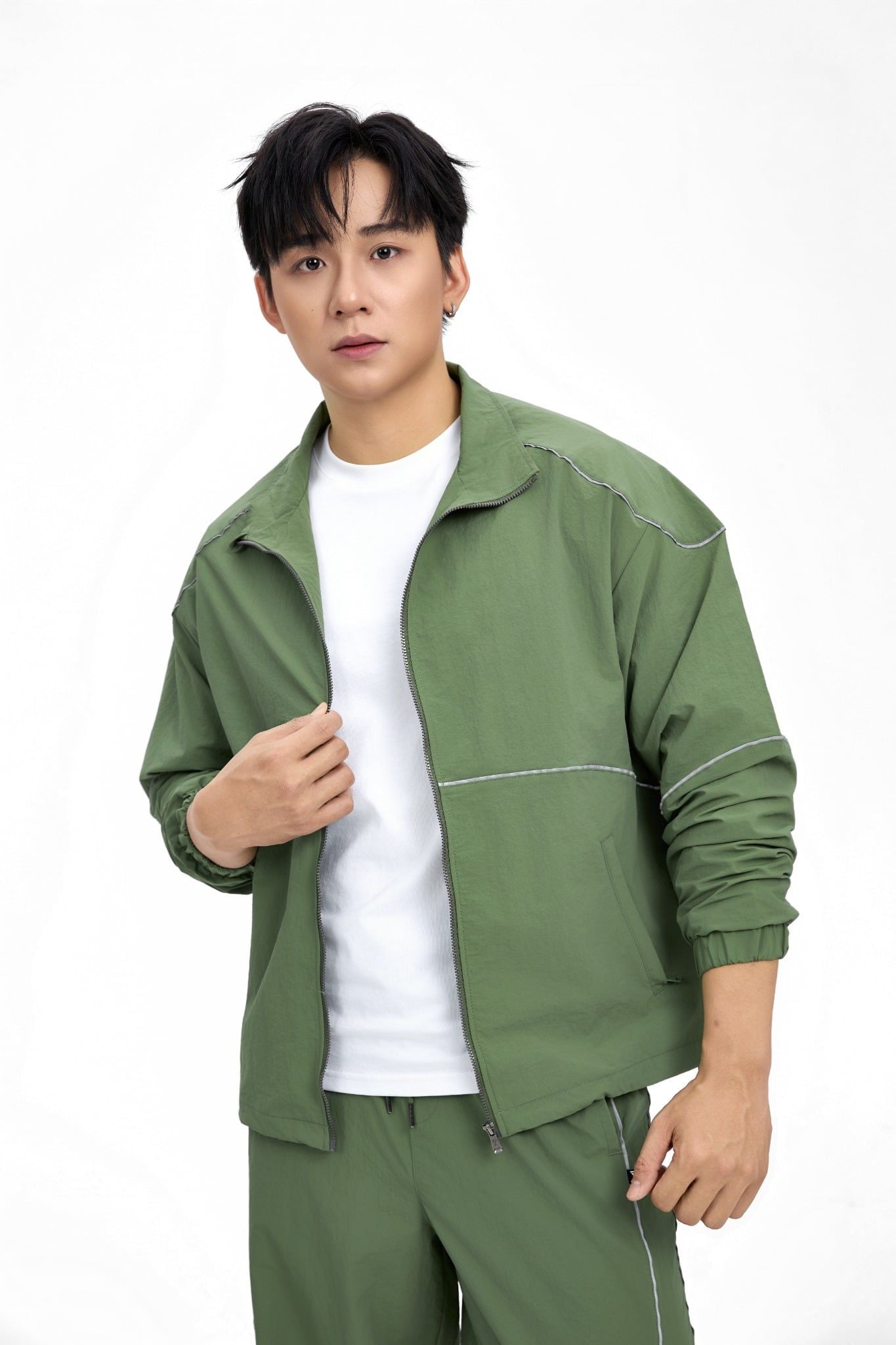  Áo Khoác Dù Nam Glow Line MOP 1090 