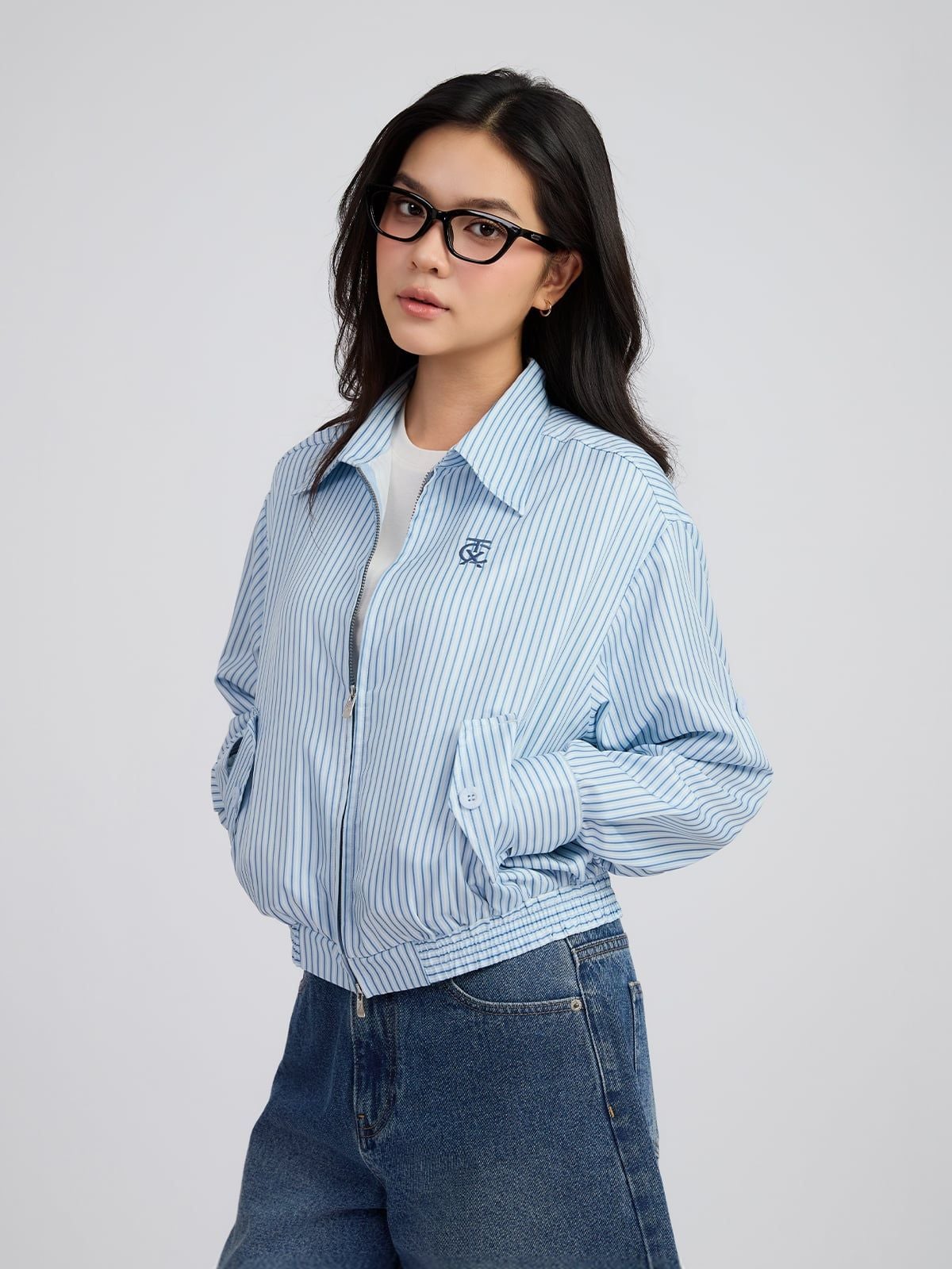  Áo Khoác Nữ Relax Cổ Sơ Mi SS26 WOP 2102 