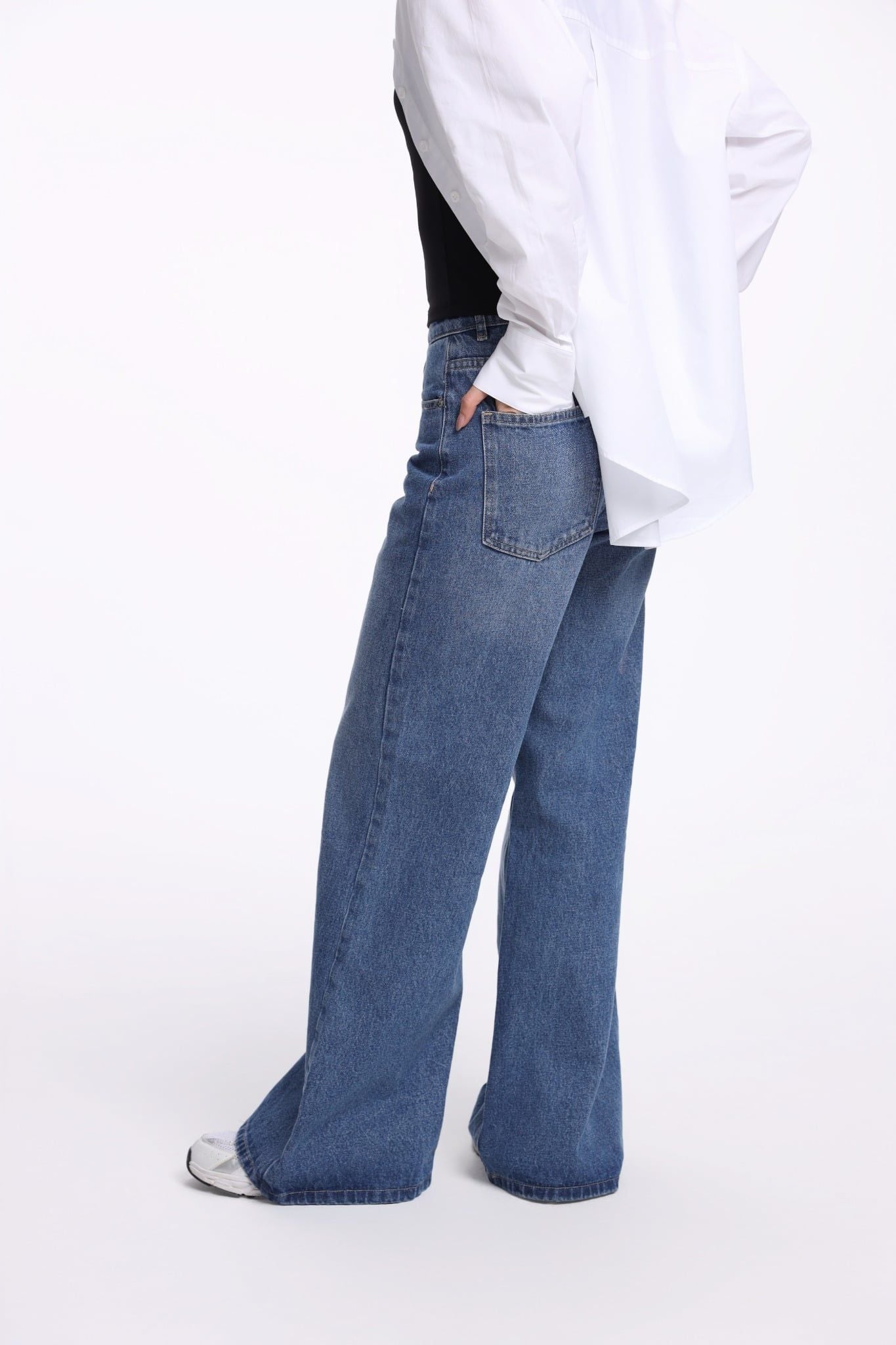  Quần Jean Nữ Relax Flared WJE 2030 