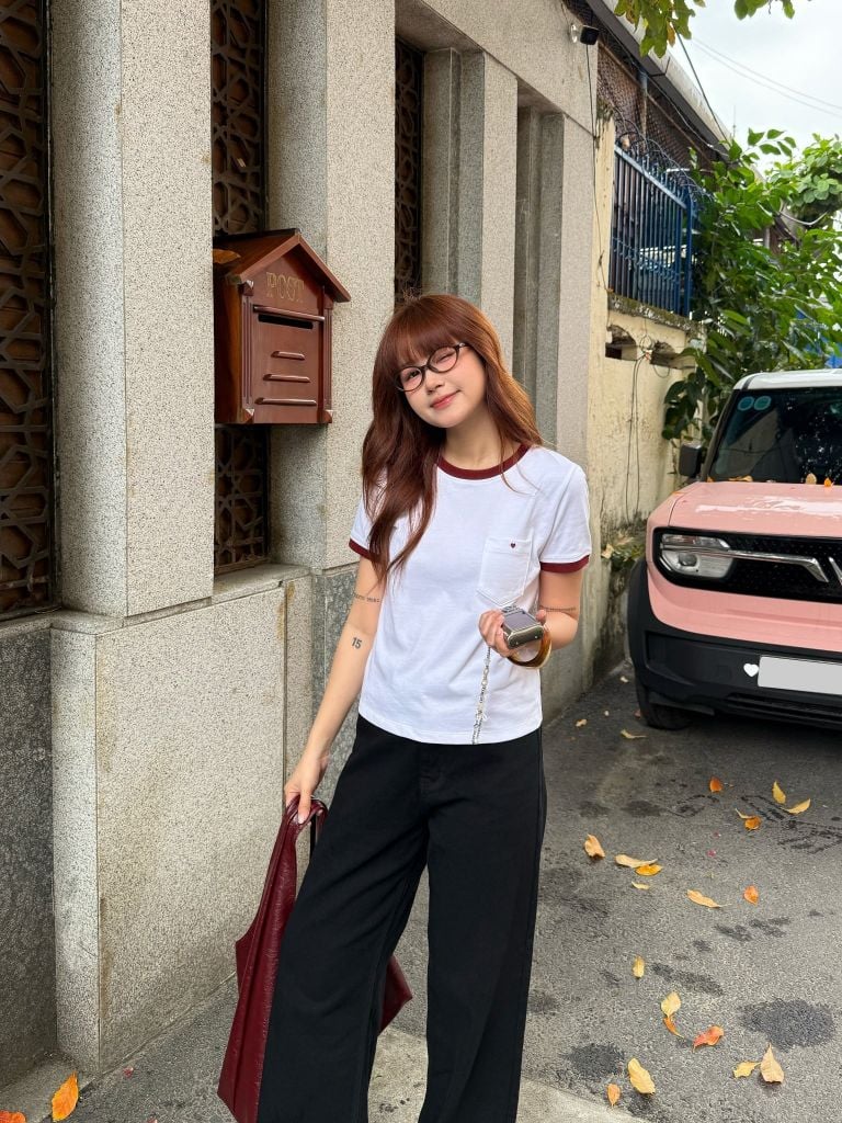 Lion Tee