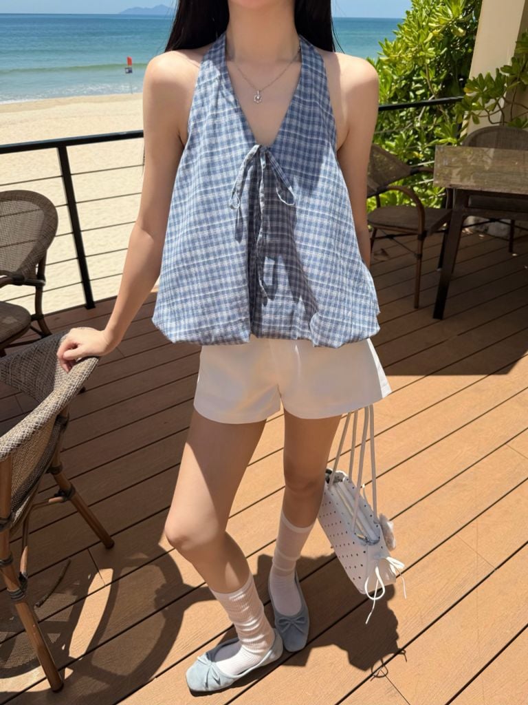 Bee Short