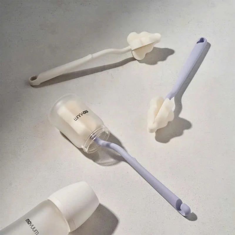 BỘ CỌ RỬA NÚM VÀ BÌNH SỮA BỌT BIỂN MOYUUM (SET 6 CHI TIẾT)