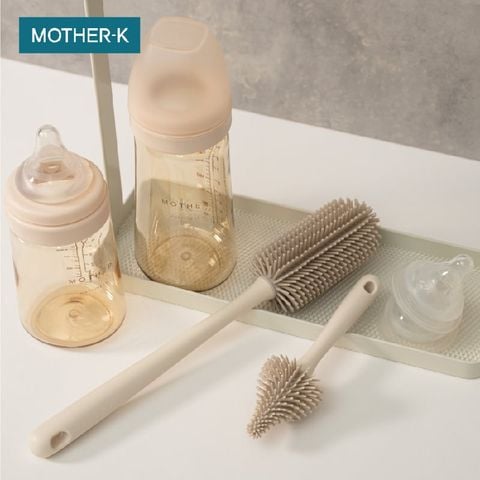 Bộ cọ bình sữa, núm ti Silicone Mother-K màu ghi sáng