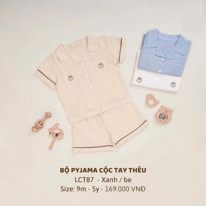 BỘ PYJAMA BAMBOO BY LIL CỘC TAY THÊU TÚI BE