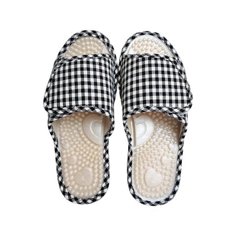 Dép Massage Gingham Đen - trắng (họa tiết trái tim)