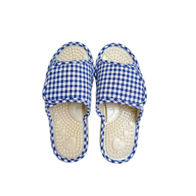 DÉP MASSAGE GINGHAM XANH DA TRỜI - TRẮNG (HỌA TIẾT TRÁI TIM)