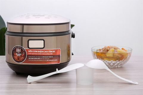 Nồi cơm cao tần Sunhouse Mama 1.5 lít SHD8955