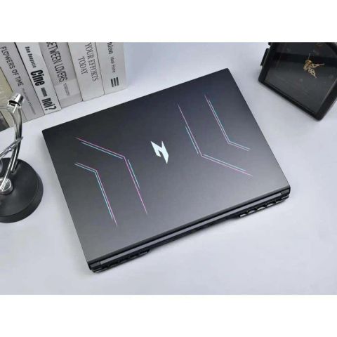 Acer Shadow SH16-72-7G42