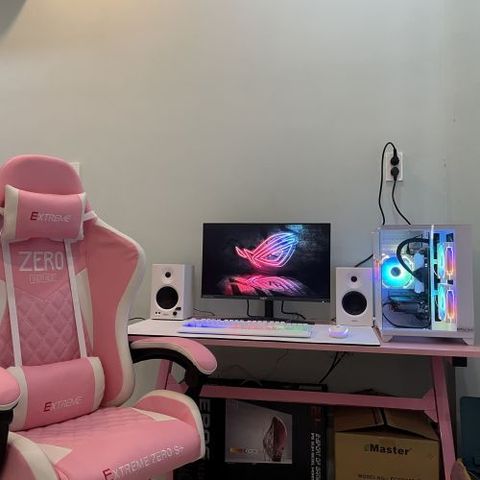 Bộ PC I5-9400F / 750Ti / Bể Cá / 24 Inch / Bàn Ghế