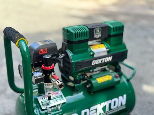 Máy nén khí không dầu Dekton DK-AC2925 Pro