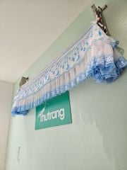Màn khung xếp gọn- Trắng Ren Xanh