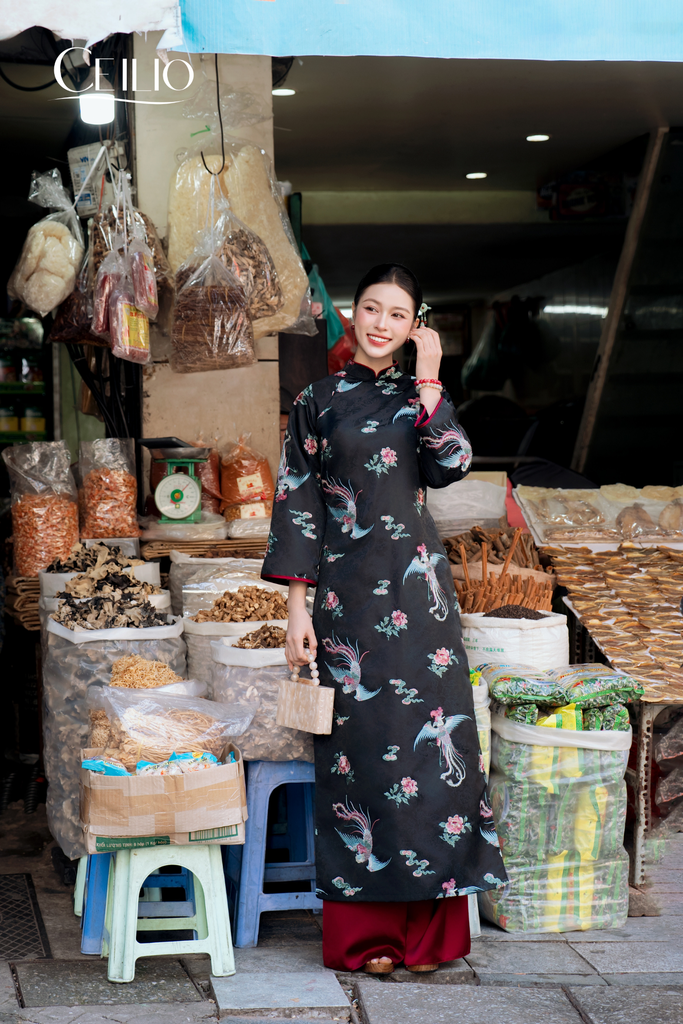 AD555 Áo Dài Gấm Họa Tiết