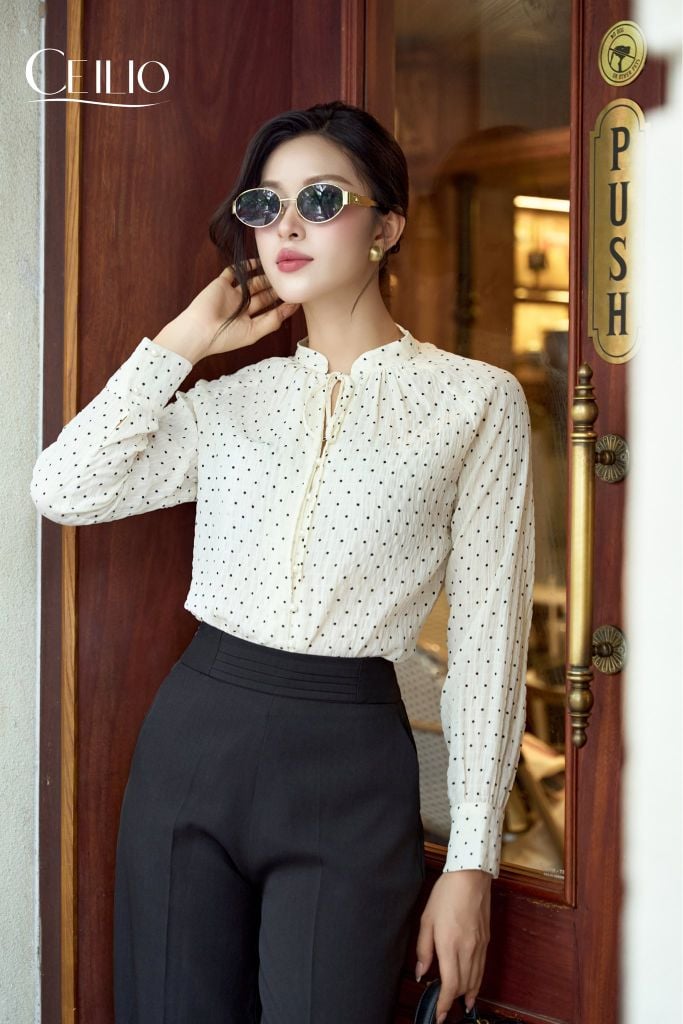 Sơ mi chấm bi cổ dây nơ SM379
