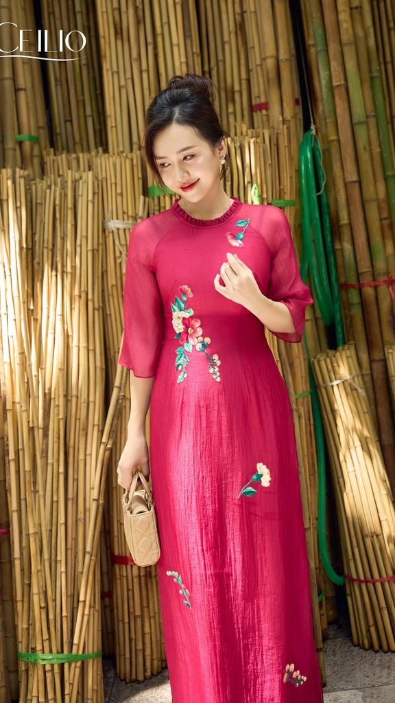 AD542 Áo Dài Tơ Hồng