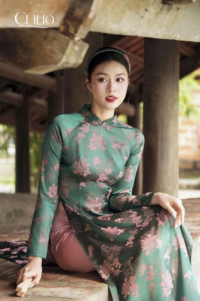 AD580 Áo Dài Cách Tân