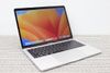 MacBook Pro 2017 màn hình Retina.