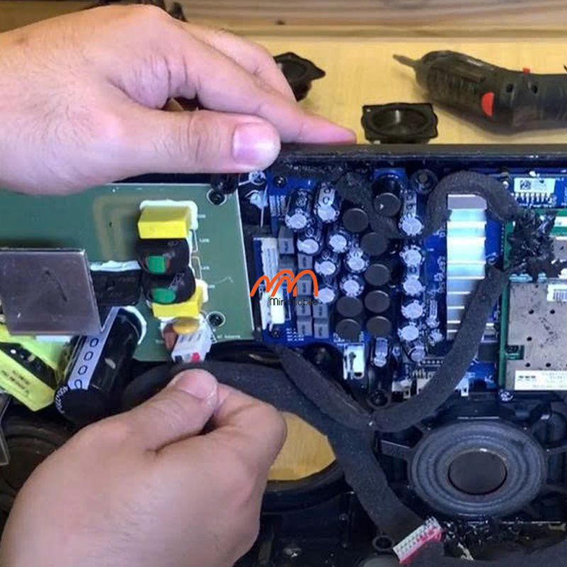 thay-pin-loa-vifa-copenhagen-2.0-q1 (1)