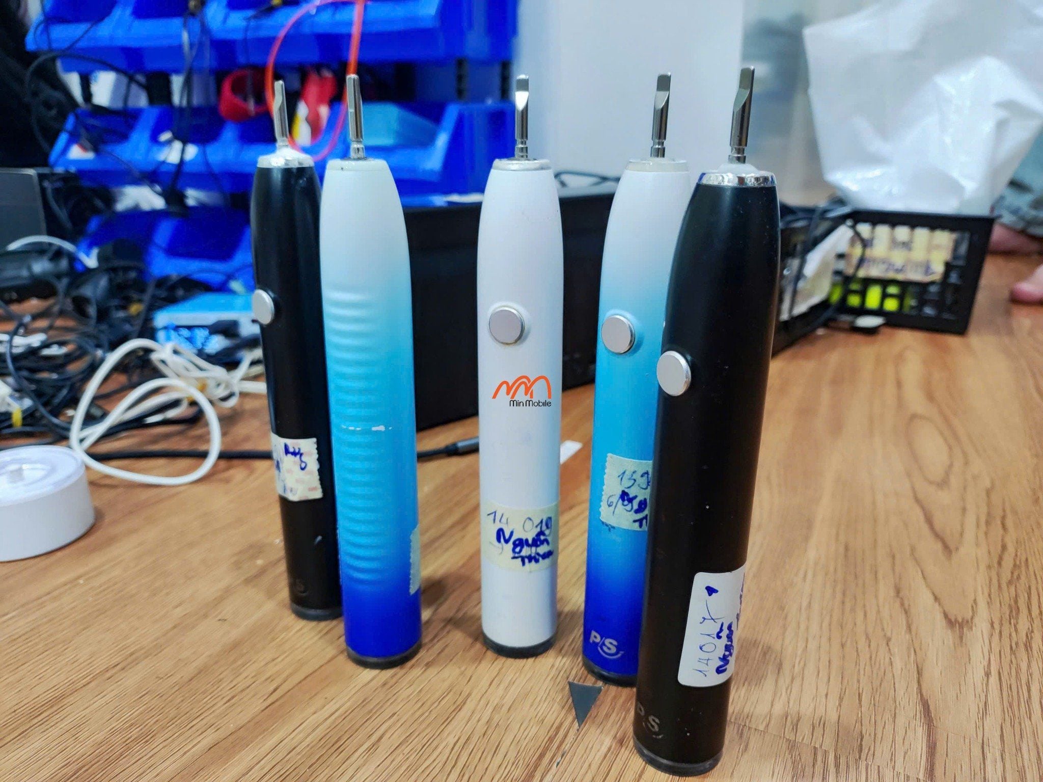 thay-pin-ban-chai-dien-ps-s100-pro-min-mobile-quan-3-tphcm (1)