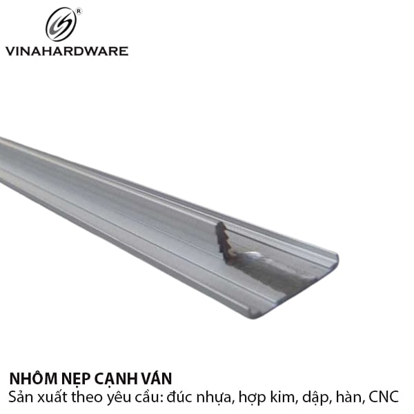 Nẹp cạnh 18 dài 3m Vinahardware 7400.4.00180
