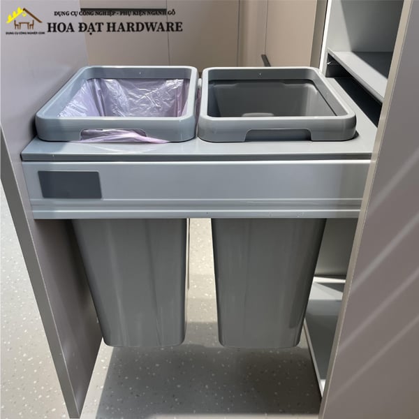 Thùng rác đôi cánh kéo 36 lít 4300.4.33094