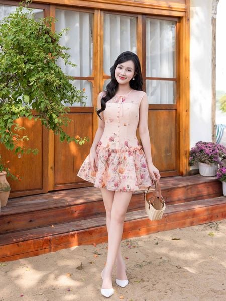  Đầm mini hạ eo voan hoa 