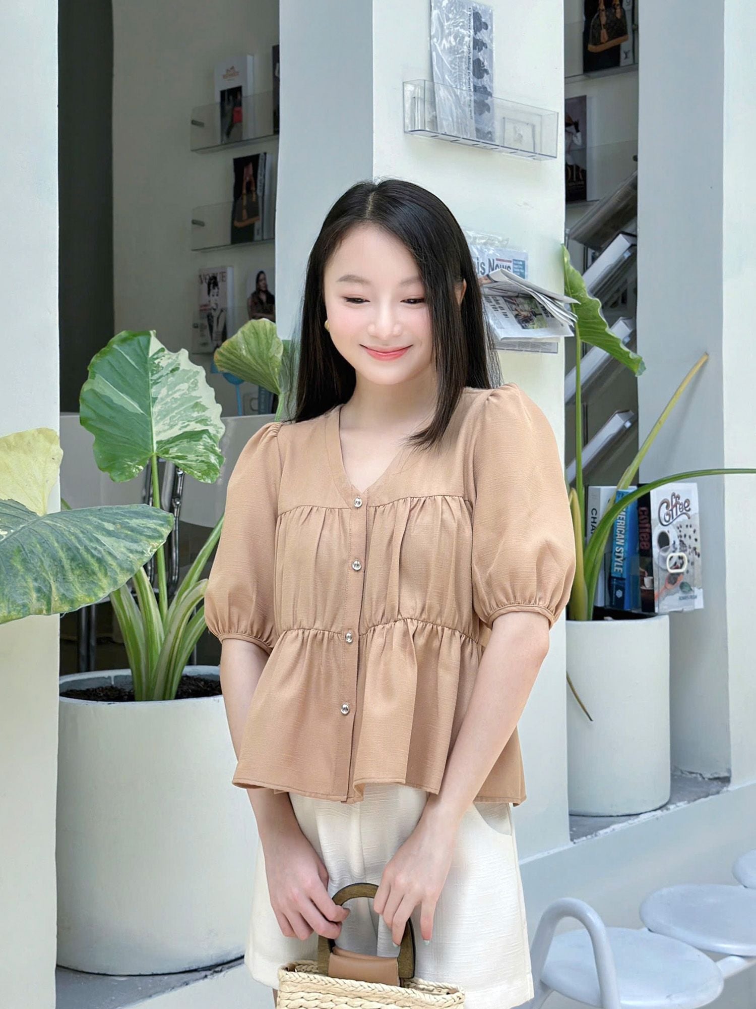  Áo kiểu cổ tim tay phồng nhún ngực và eo 