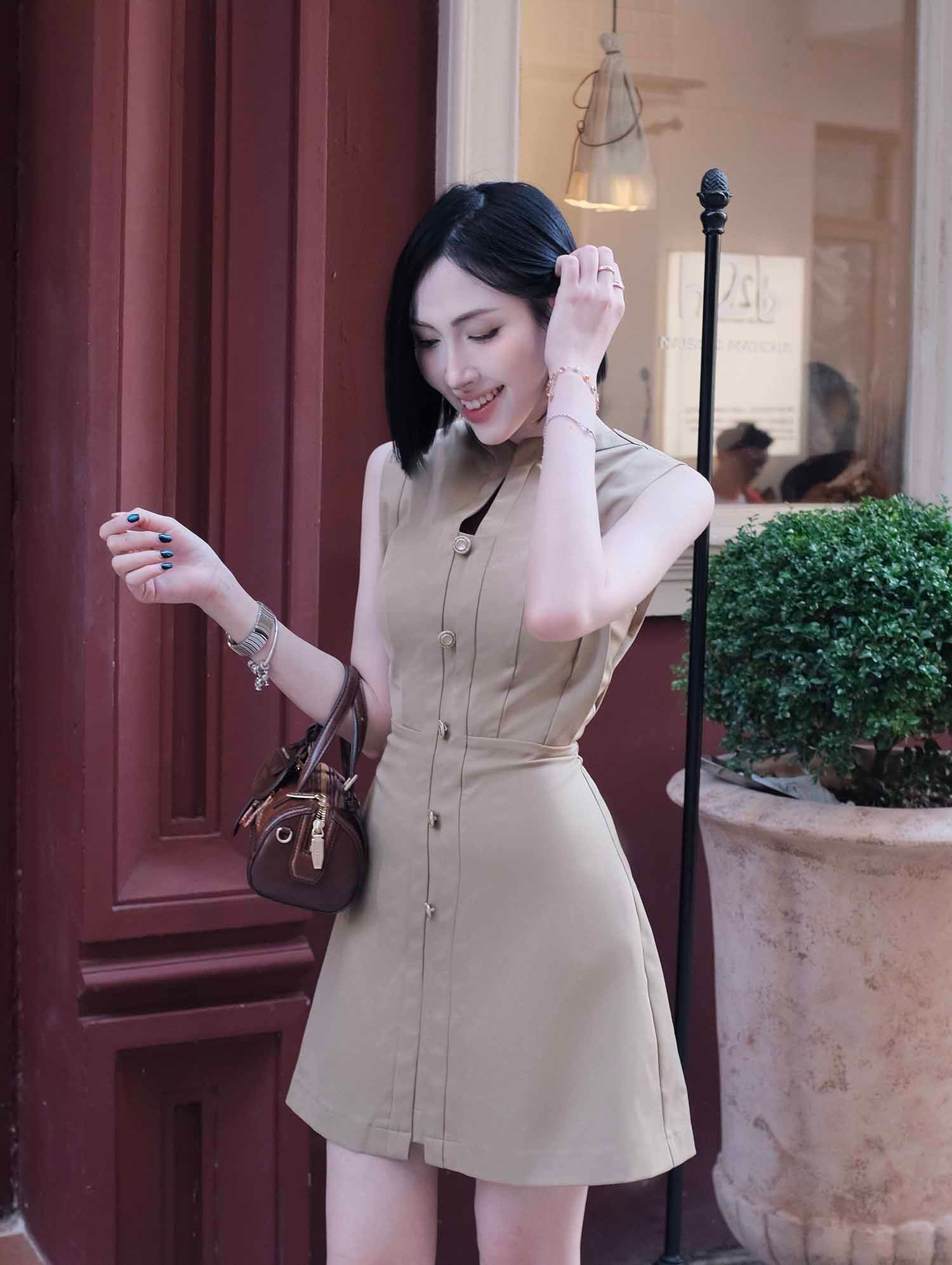  Đầm mini kaki nhung tay liền 