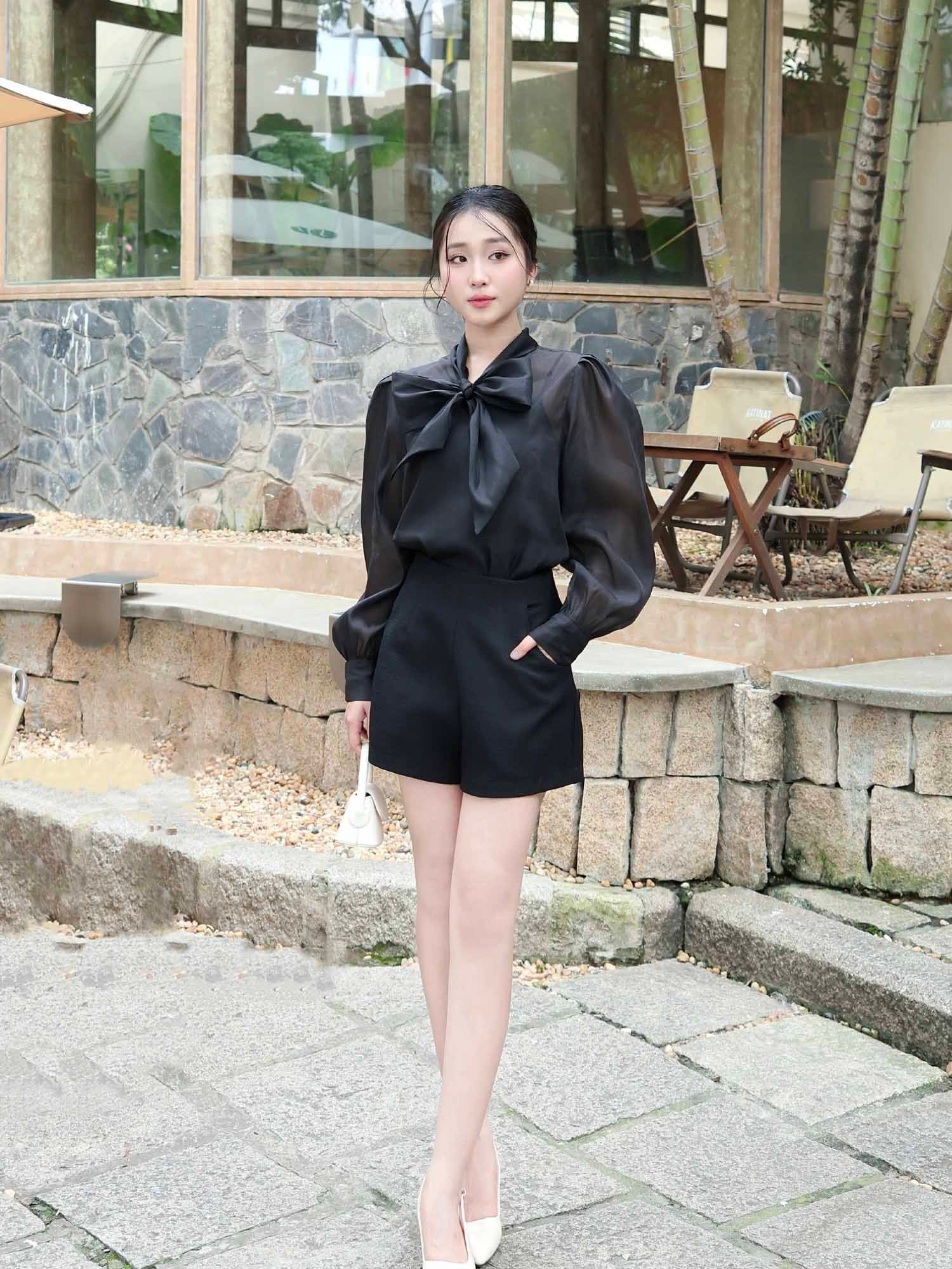  Áo sơ mi dây nơ cổ phối lót 