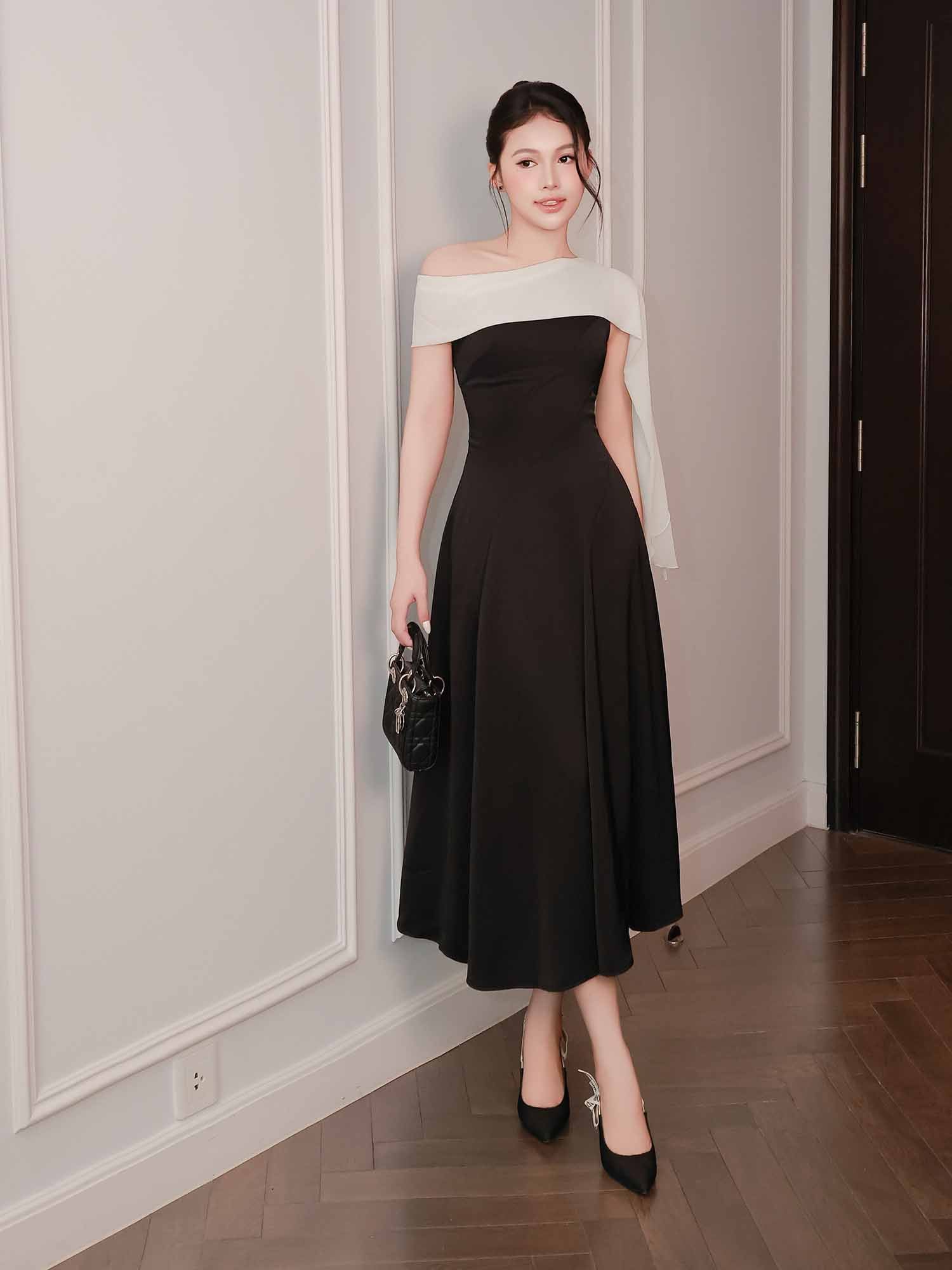 Đầm midi lụa dài ráp chéo phối khăn Chiffon