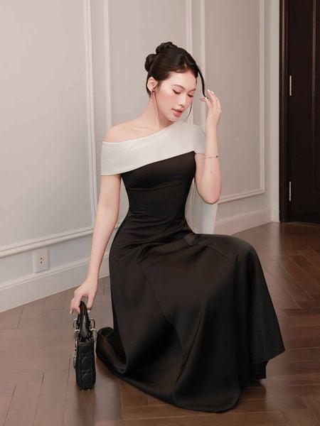  Đầm midi lụa dài ráp chéo phối khăn Chiffon 