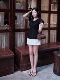  Áo xô thêu dáng peplum 
