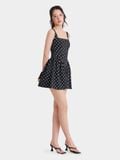  Đầm mini chấm bi sát nách cổ vuông phối ren rã hông 