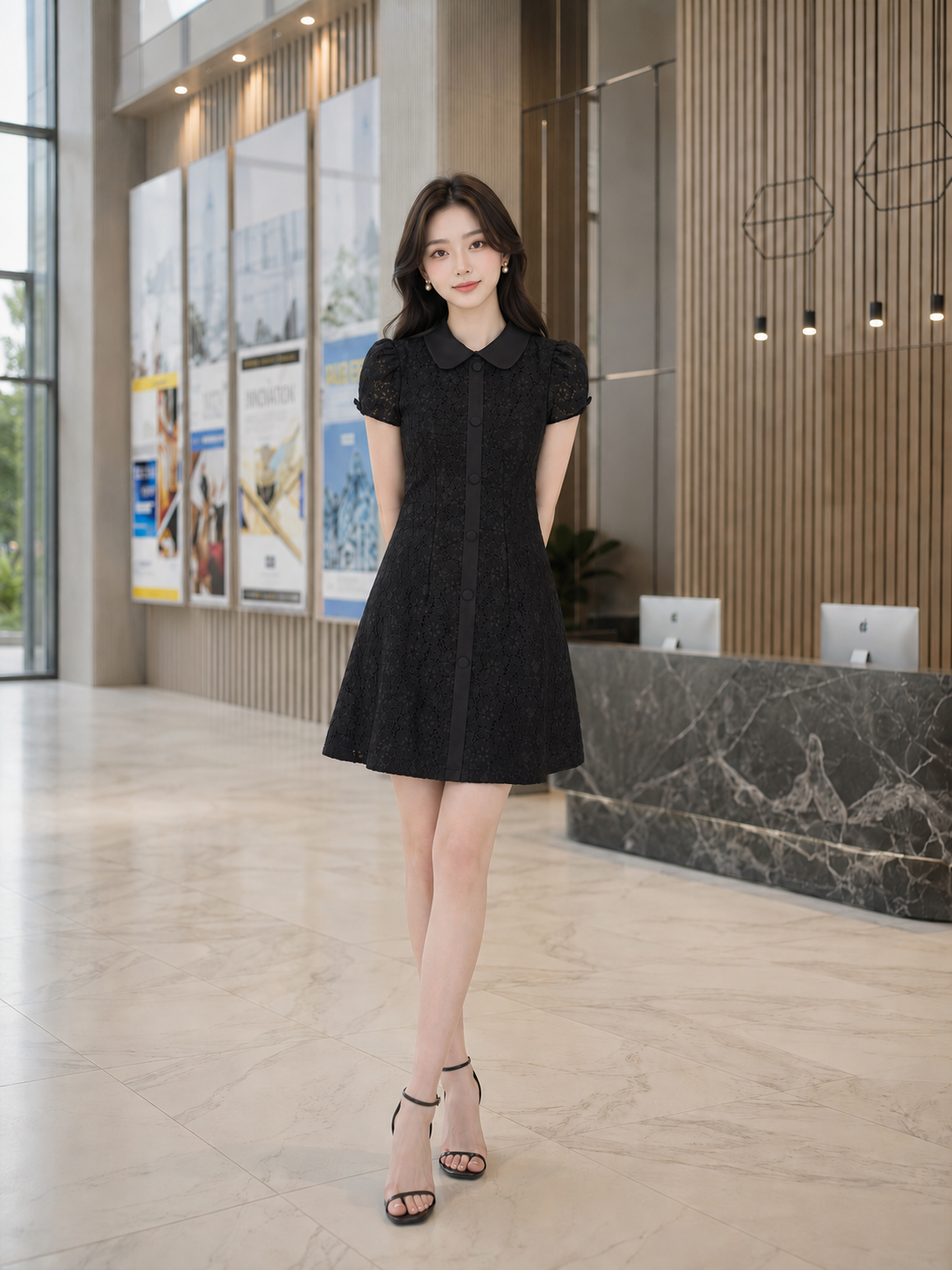  Đầm mini ren hoa cổ lá sen 