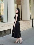  Đầm midi sát nách khoét cổ phối nơ 