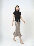  Áo linen chiết eo phối nơ cổ 