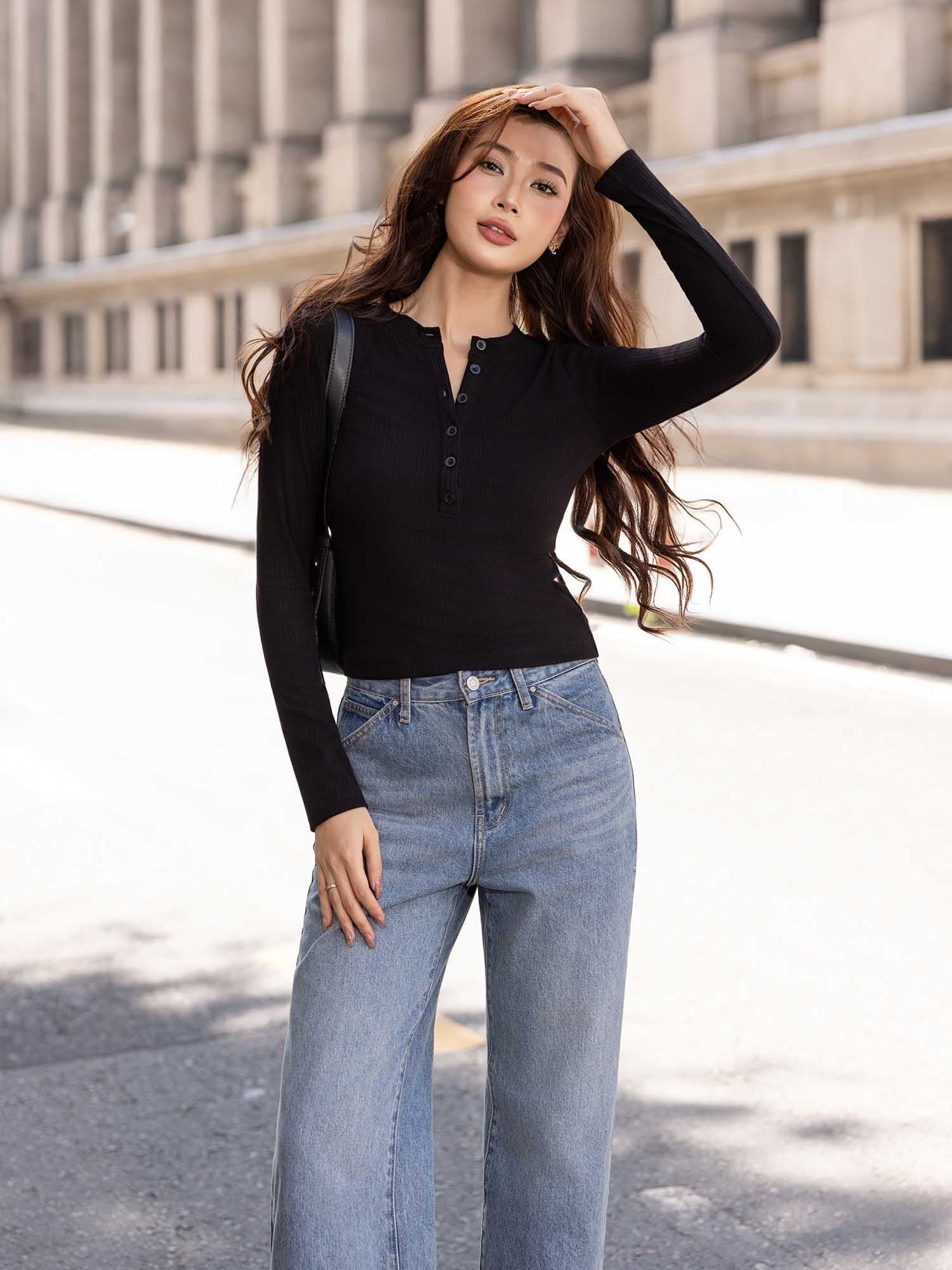  Áo thun tay dài cổ tròn gài nút 