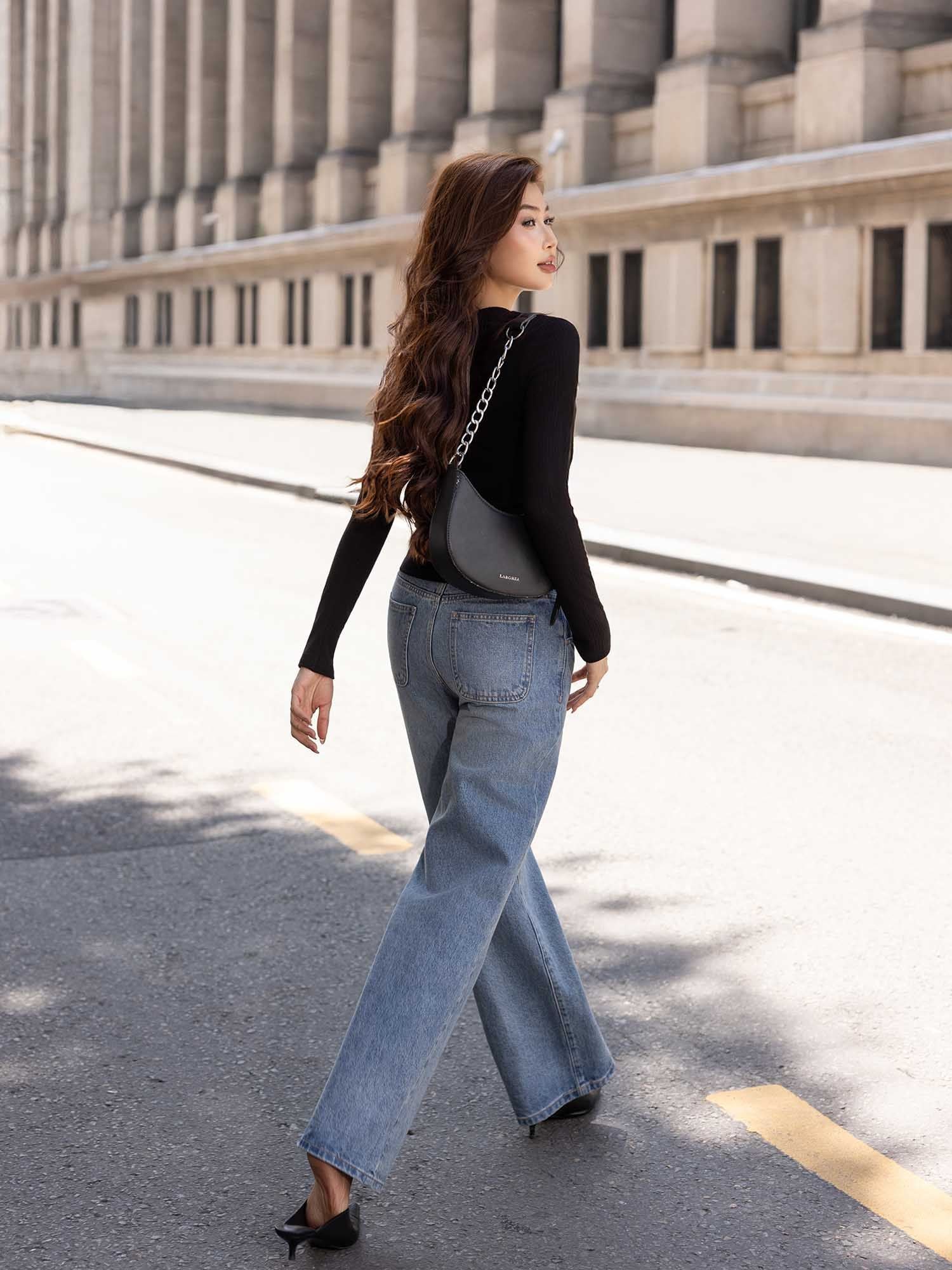  Áo thun tay dài cổ tròn gài nút 