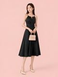  Đầm midi cổ yếm xếp ly eo 