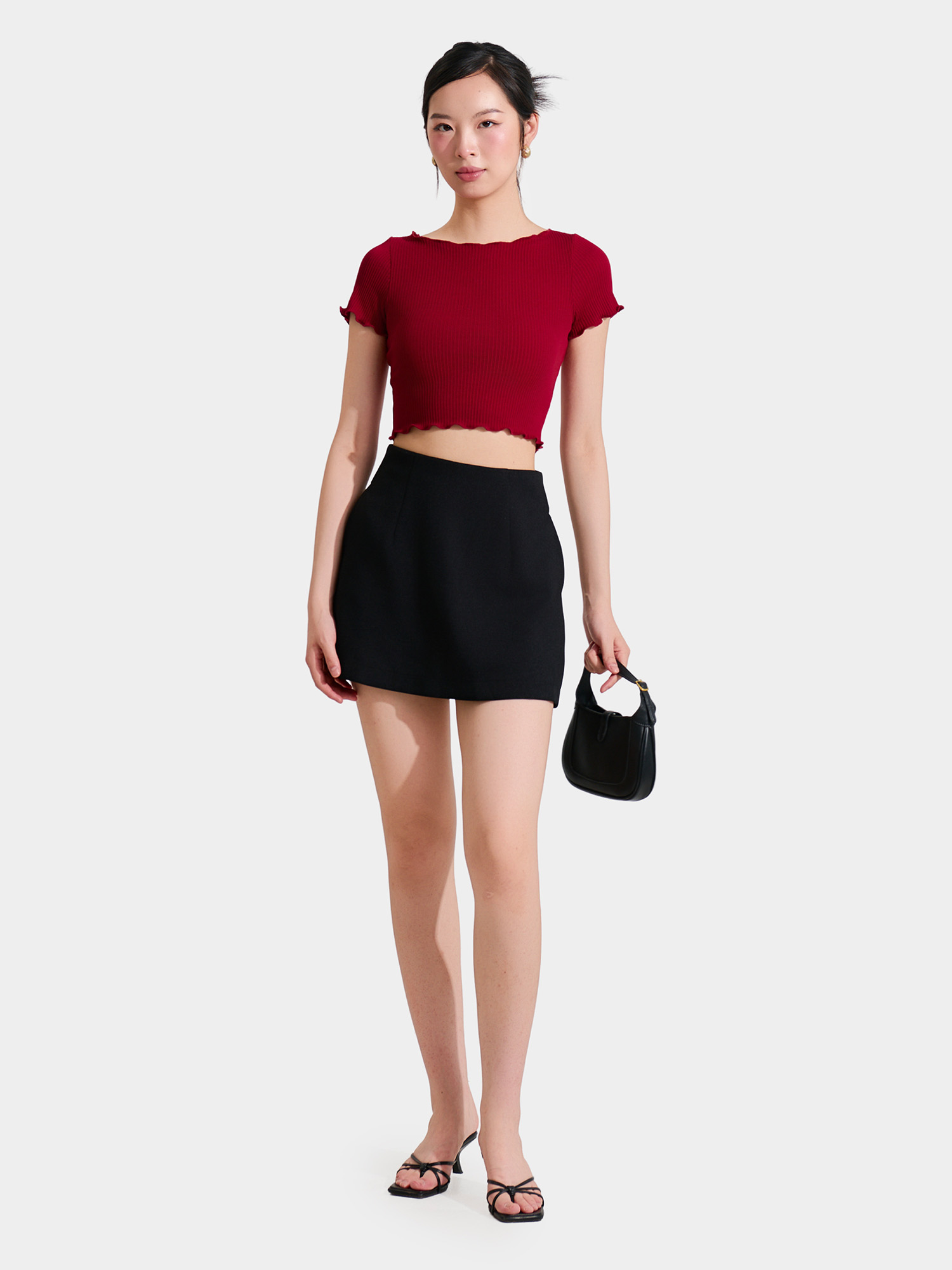 Áo thun gân croptop tay ngắn cuốn biên