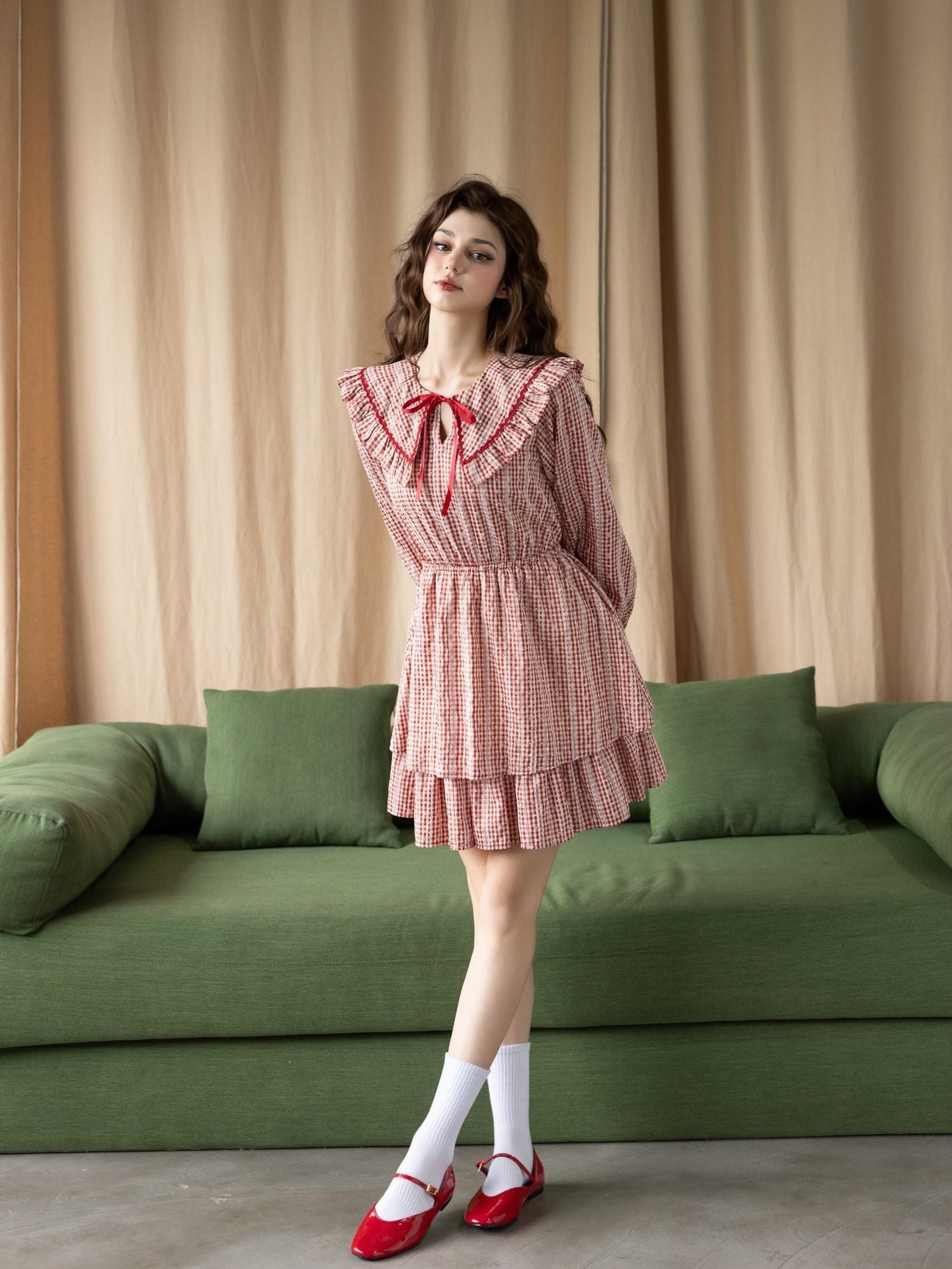  Đầm caro phối ren bèo cổ 