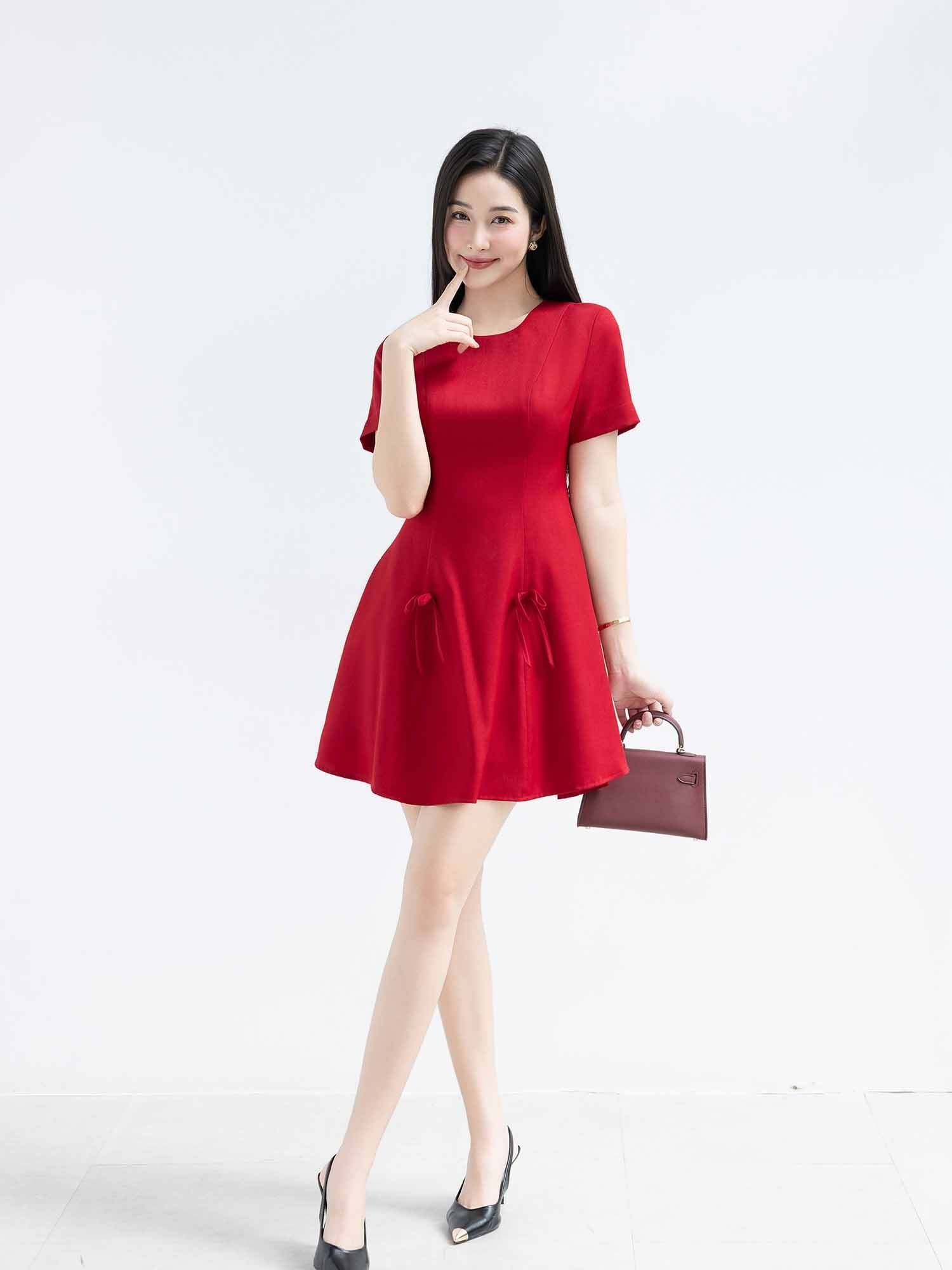  Đầm mini xoè phối dây nơ 